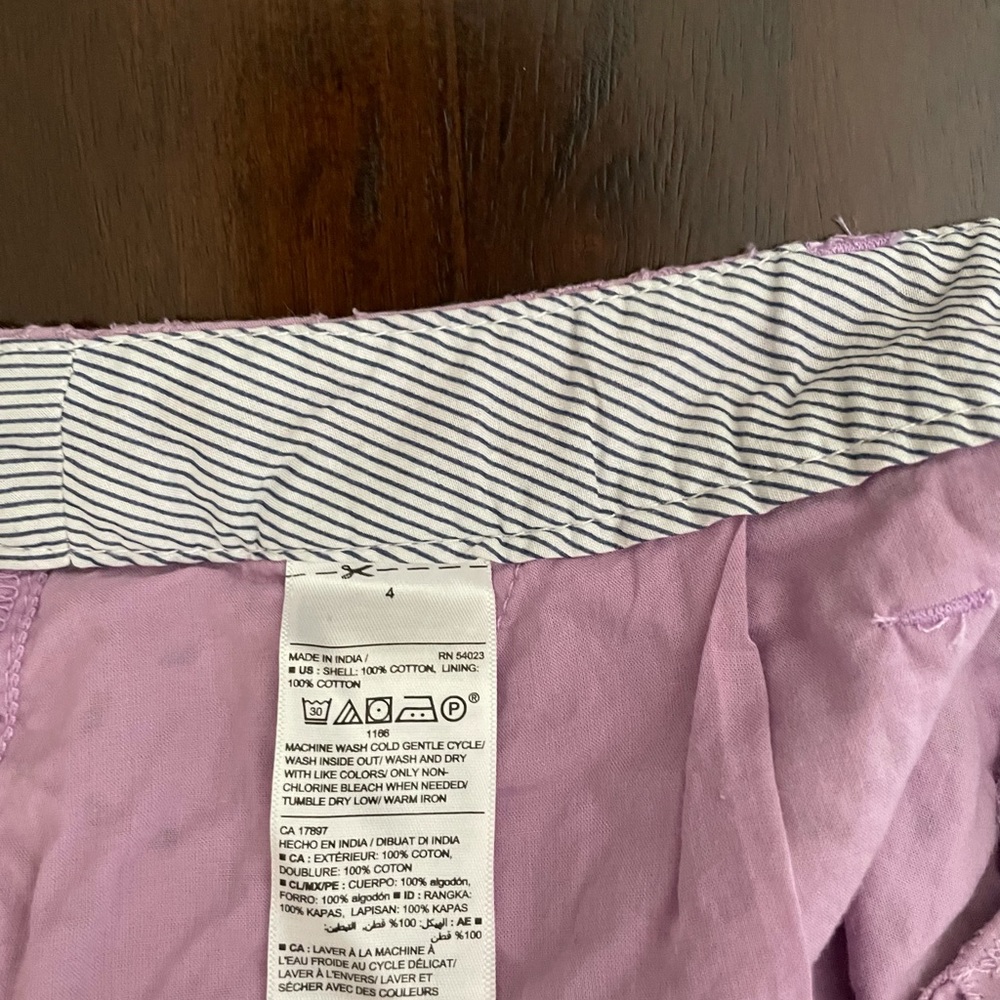 Old navy purple eyelet shorts - Picture 3 of 3
